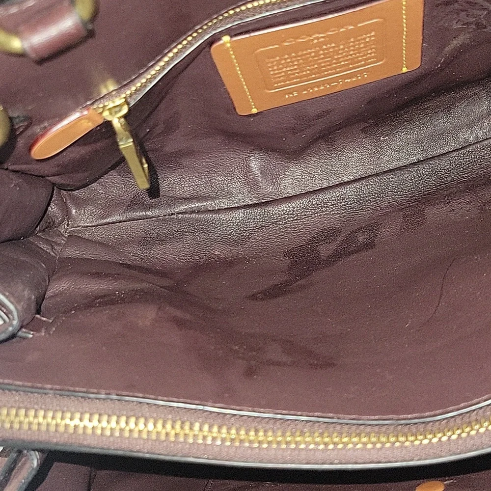 Coach elegant black